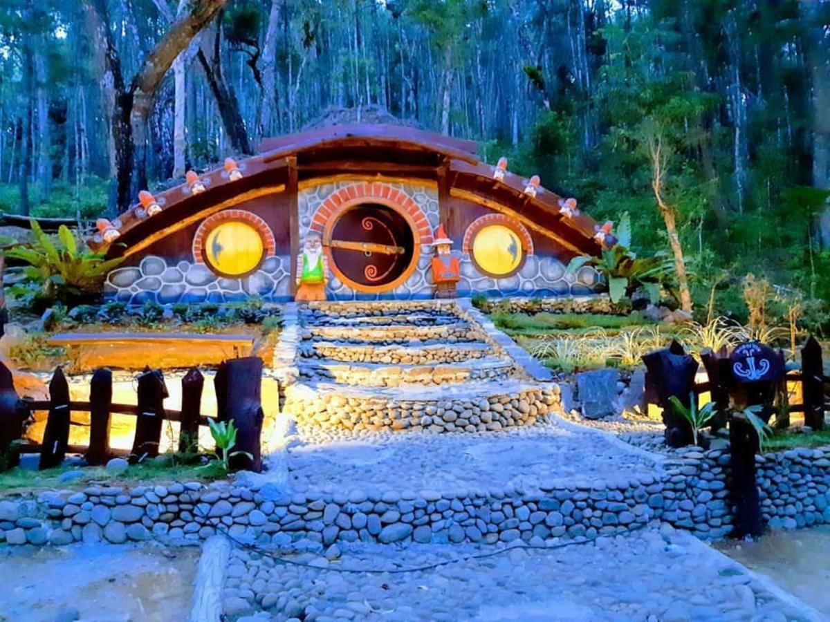 Seribu Batu Songgo Langit Resort & Camp Bantul Exterior foto