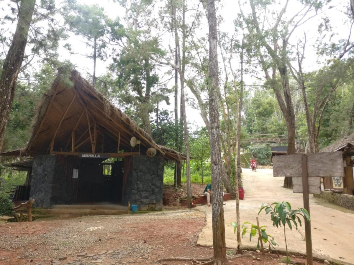 Seribu Batu Songgo Langit Resort & Camp Bantul Exterior foto