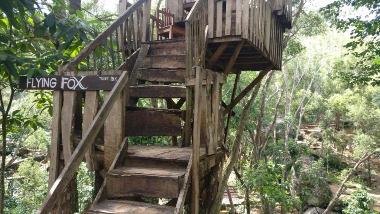 Seribu Batu Songgo Langit Resort & Camp Bantul Exterior foto