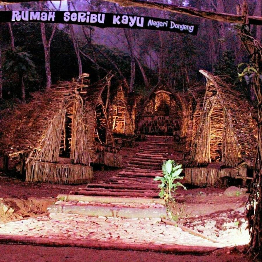 Seribu Batu Songgo Langit Resort & Camp Bantul Exterior foto
