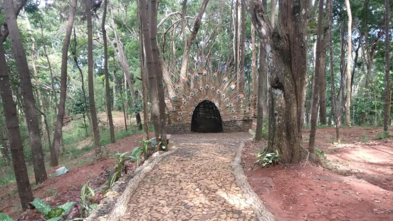 Seribu Batu Songgo Langit Resort & Camp Bantul Exterior foto